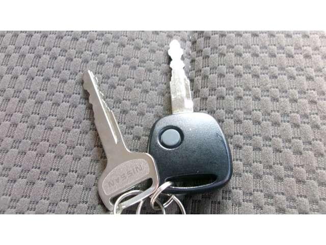 クリッパーバン 660 DX ハイルーフ デュアルカメラブレーキサポート ワンオーナー リモコンキー エアコン 運転席エアバッグ パワーウィンドウ Wエアバッグ パワーステアリング ABS レーンキープ iストップ(16枚目)