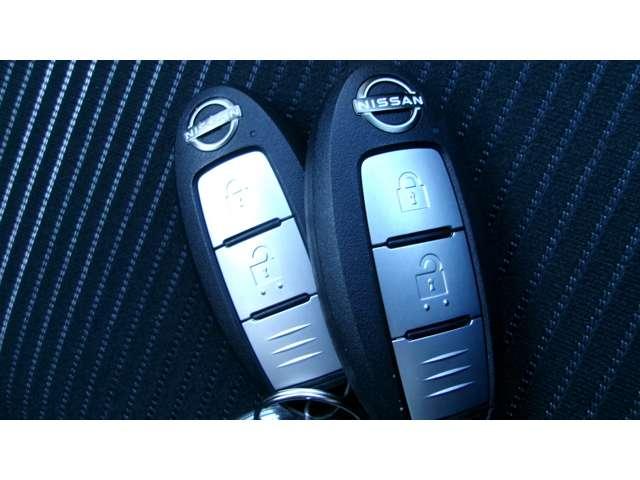 ノート １．２　Ｘ　メモリーナビＴＶ　バックモニター　メモリーナビＴＶ　リアカメラ　衝突被害軽減ブレ－キ　ＥＴＣ付　レーンアシスト　インテリジェントキー　ワンオーナー　前後ドラレコ　アイドリングストップ　盗難防止システム　　サイドカーテンエアバック（17枚目）