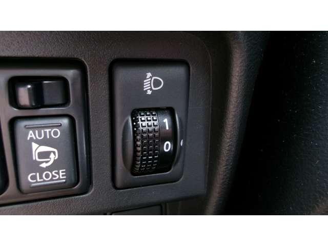 ジューク １５ＲＸ　Ｖセレクション　ドレスアップ　メモリーナビＴＶ　メモリーナビＴＶ（ＭＭ３１６Ｄ－Ｗ）アラウンドビューモニター　インテリジェントキー　レーンキープ　盗難防止装置　オートエアコン　ドライブレコーダー　アルミホイール　アイドリングストップ（15枚目）