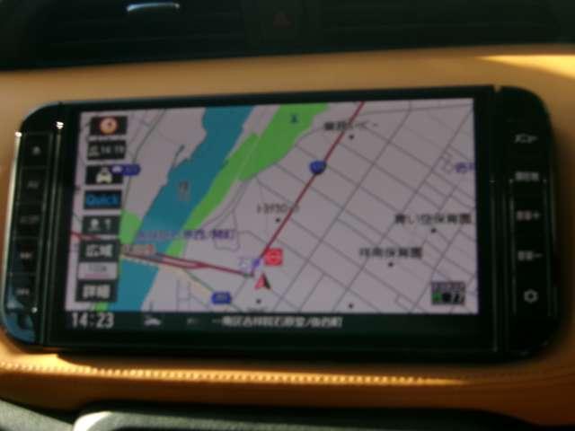 キックス １．２　Ｘ　ツートーン　インテリアエディション　（ｅ－ＰＯＷＥＲ）　プロパイロット　メモリーナビＴＶ　エマージェンシーＢ　セキュリティ　アラウンドモニター　Ｒカメラ　ＬＥＤ　ワンオーナ　エアコン　ドラレコ　スマートキー　ＥＴＣ　メモリーナビ　サイドエアバック　ＡＷ　キーレス　アイドリングストップ（4枚目）