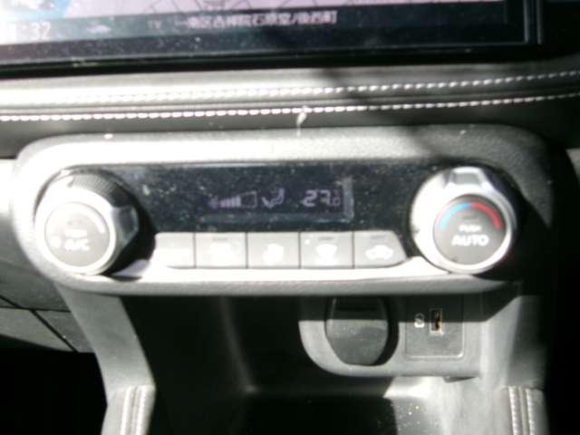 キックス 1.2 X (e-POWER) メモリーナビTV MM320D-L ナビ&TV ワンオ-ナ-車 追従クルコン スマートキー LEDヘッド レーンアシスト パワーステアリング 盗難防止システム ドライブレコーダー ETC メモリーナビ サイドエアバッグ アルミ AAC(16枚目)