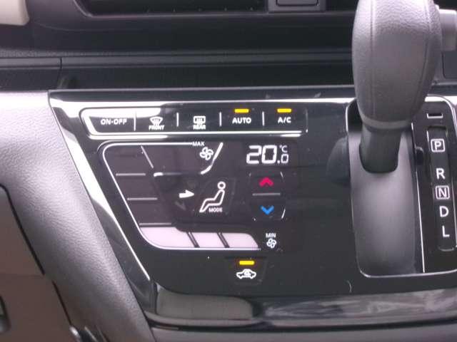 デイズ 660 X オーディオレス 踏み間違え防止 スマートキー イモビライザー レーンキープ アイドリングストップ キーレス フルオートエアコン WAB 運転席エアバック サイドエアバッグ PS アルミホイール ABS(6枚目)