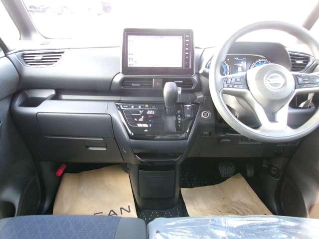 ルークス ６６０　ハイウェイスターＸ　プロパイロット　エディション　メモリーナビＴＶ　ＭＭ２２２Ｄ－Ｌｅ　左右パワースライドドア　アイドリング　イモビ　パノラマモニター　助手席エアバッグ　衝突軽減ブレーキ　ＰＷ　ナビ＆ＴＶ　１セグ　ＬＥＤヘッドライト　ＬＤＷ　スマートキー　ＥＴＣ　ワンオーナー車　ＰＳ（3枚目）