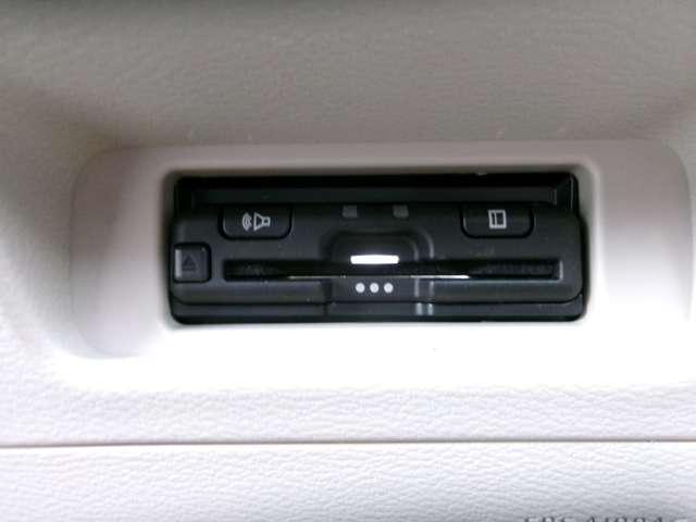 ルークス ６６０　Ｘ　助手席スライドアップシート　メモリーナビＴＶ　ＭＭ３２０Ｄ－Ｌ（9枚目）