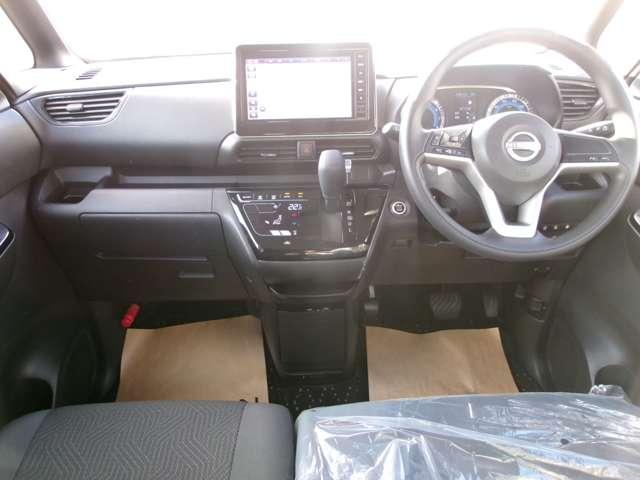 �傫�ȃt�����g�K���X�ƍ����V��ɁA��������Ƃ����C���e���A�ŊJ���I�ł���