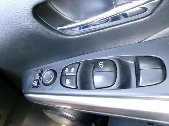 キックス １．２　Ｘ　（ｅ－ＰＯＷＥＲ）　メモリーナビＴＶ　メモリーナビＴＶ　アラウンドビューモニター　寒冷地仕様　追従クルコン　スマートキー　ＬＥＤヘッド　レーンアシスト　　盗難防止システム　ＥＴＣ　サイドエアバッグ　アルミ　ＡＡＣ　Ｉストップ（30枚目）