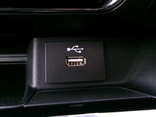 デイズ 660 X メモリーナビTV アラウンドビューモニター アイドリングストップ付き 地デジフルセグ ETC付き エマ-ジェンシ-ブレ-キ オートハイビーム インテリキ- 運転席エアバッグ バックモニタ 車線逸脱警報(19枚目)