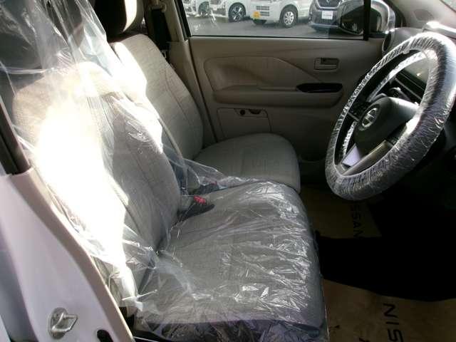 デイズ 660 X メモリーナビTV アラウンドビューモニター アイドリングストップ付き 地デジフルセグ ETC付き エマ-ジェンシ-ブレ-キ オートハイビーム インテリキ- 運転席エアバッグ バックモニタ 車線逸脱警報(26枚目)