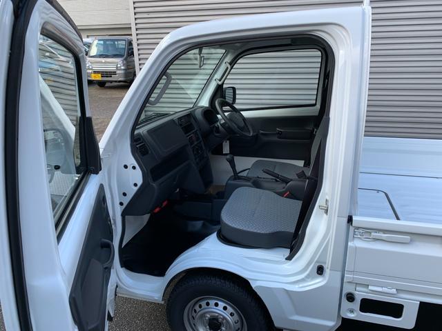 キャリイトラック ＫＣエアコン・パワステ　届け出済み未使用車　５年１０万ｋｍ全国スズキメーカー保証付き　エアコン　パワステ　パワーウインド　キーレス　２ＷＤ　４ＡＴ　ＡＭＦＭラジオ　　アイドリングストップ（11枚目）