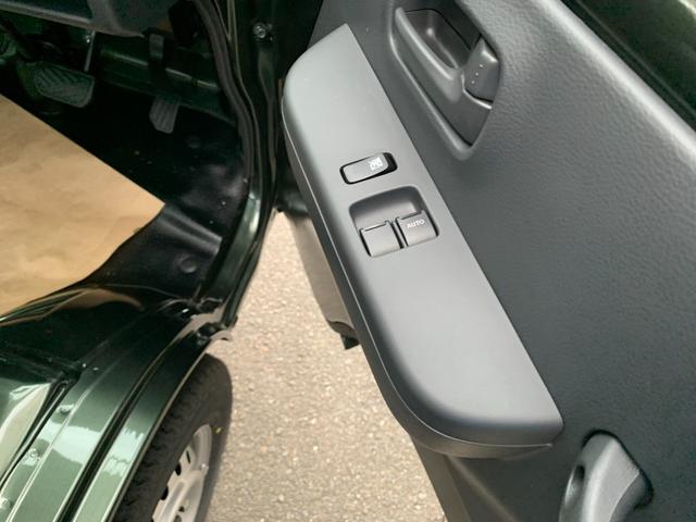 キャリイトラック ＫＣエアコン・パワステ　届出済未使用車　５年１０万ｋｍ全国スズキメーカー保証付き　２ＷＤ　４ＡＴ　キーレス　パワーウインド　リアパーキングセンサー　ＡＭＦＭラジオ　オートライト　アイドリングストップ（16枚目）
