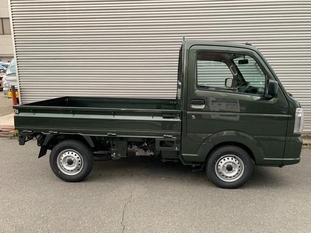 キャリイトラック ＫＣエアコン・パワステ　届出済未使用車　５年１０万ｋｍ全国スズキメーカー保証付き　２ＷＤ　４ＡＴ　キーレス　パワーウインド　リアパーキングセンサー　ＡＭＦＭラジオ　オートライト　アイドリングストップ（27枚目）