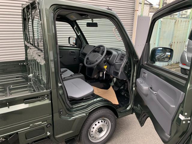 キャリイトラック ＫＣエアコン・パワステ　届出済未使用車　５年１０万ｋｍ全国スズキメーカー保証付き　２ＷＤ　４ＡＴ　キーレス　パワーウインド　リアパーキングセンサー　ＡＭＦＭラジオ　オートライト　アイドリングストップ（31枚目）