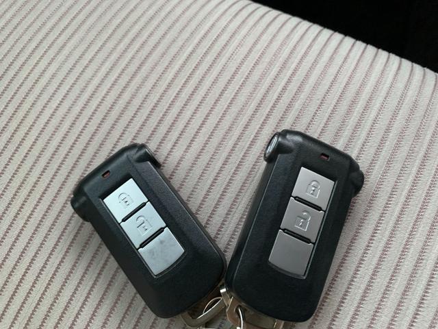 デイズルークス Ｘ　ブレーキサポート　フルセグナビ　Ｂｌｕｅｔｏｏｔｈ　ＤＶＤ再生　全方位カメラ　ナビ連動ＥＴＣ　ステアリングリモコン　左パワースライド　オートエアコン　スマートキー　プッシュスタート　アイドルストップ（32枚目）