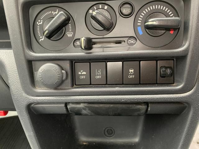 NT100クリッパートラック DX セーフティパッケージ ブレーキサポート タイヤ新品4本交換済み AMFMラジオ Wエアーバック ABS エアコン パワステ 2WD AT(20枚目)