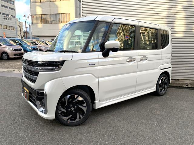 スペーシアカスタム ハイブリッドＸＳ　届出済未使用車　衝突被害軽減ブレーキ　両側パワースライドドア　アダブディブクルーズコントロール　電動パーキング　ＬＥＤヘッド　ヘッドアップＤＩＳＰ　本革巻ステアリング　マルチユースフラップ　１５アルミ（4枚目）