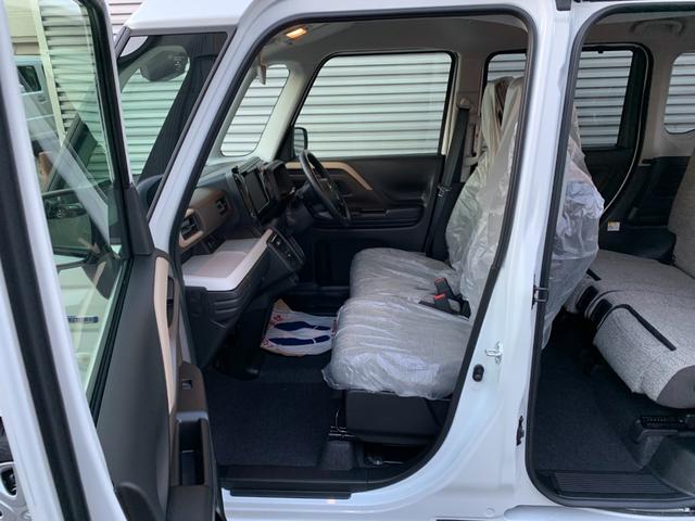 スペーシア ハイブリッドＸ　届出済未使用車　衝突被害軽減ブレーキ　両側パワースライドドア　サーキュレーター　マルチユースフラップ　ＬＥＤヘッドライト　オートライト　電格ドアミラー　シートヒーター　スマートキー　アイドルストップ（11枚目）