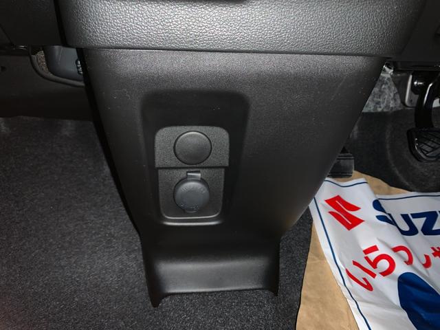 スペーシア ハイブリッドＸ　届出済未使用車　衝突被害軽減ブレーキ　両側パワースライドドア　サーキュレーター　マルチユースフラップ　ＬＥＤヘッドライト　オートライト　電格ドアミラー　シートヒーター　スマートキー　アイドルストップ（22枚目）