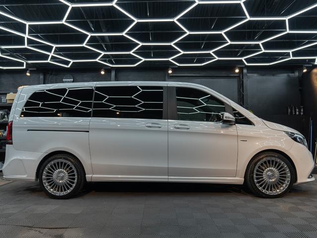 Ｖバッハカスタムへ変更可能。無い外装フルカスタムは１８０万円から２００万円。ご相談ください。