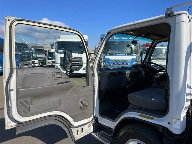 H15年式 いすゞ 3段クレーン タダノ TADANO ラジコン フックイン 標準 ロング 2t 小型 タダノ製 クレーン車(47枚目)