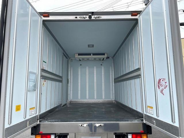 エルフトラック 　車検整備付　令和７年４月迄　Ｒ３　いすゞ　冷蔵冷凍車　ＤＥＮＳＯ　デンソー　－３２℃低温設定　ワンオーナー　１０尺ボディ　ハイキャブ　５トン限定　２ｔ　３ｔ　小型　中古トラック（16枚目）