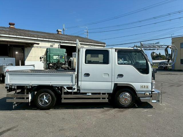 エルフトラック 　保証対象車　Ｈ３０年式　いすゞ　ダブルキャブ　Ｗキャブ　４ナンバー　乗車定員　６人乗り　２トン積載　５トン限定　準中型免許　デコトラ　５速　ＭＴ　マニュアル　１５０馬力　２ｔ　５ｔ　小型　平ボディ（12枚目）