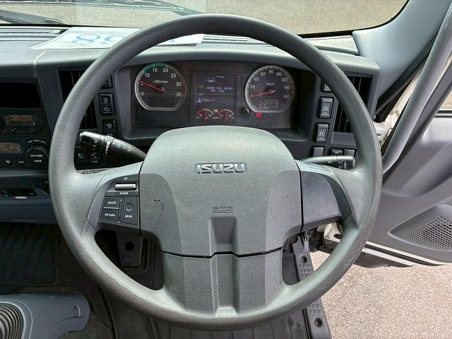 フォワード 　Ｈ３０年式　いすゞ　アルミブロック　６２００　フルワイド　後輪エアサス　フルキャブ　ベッド付き　小平産業　２４０馬力　６速　ＭＴ　マニュアル　４ｔ　８ｔ　中型　平ボディ　キャブオーバー（23枚目）