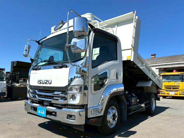 フォワード 　保証対象車　車検整備付　令和８年１月迄　Ｒ４年式　ダンプ　ワンオーナー　極東開発工業　１９０馬力　６速　ＭＴ　マニュアル　４ｔ　８ｔ　中型　土砂ダンプ（3枚目）
