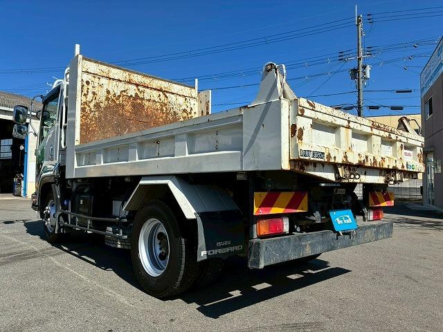 フォワード 　保証対象車　車検整備付　令和８年１月迄　Ｒ４年式　ダンプ　ワンオーナー　極東開発工業　１９０馬力　６速　ＭＴ　マニュアル　４ｔ　８ｔ　中型　土砂ダンプ（19枚目）