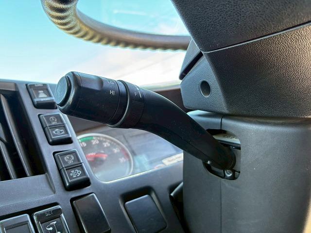 フォワード 　保証対象車　車検整備付　令和８年１月迄　Ｒ４年式　ダンプ　ワンオーナー　極東開発工業　１９０馬力　６速　ＭＴ　マニュアル　４ｔ　８ｔ　中型　土砂ダンプ（44枚目）