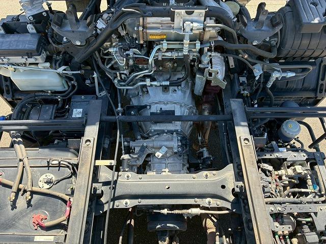 フォワード 　保証対象車　車検整備付　令和８年１月迄　Ｒ４年式　ダンプ　ワンオーナー　極東開発工業　１９０馬力　６速　ＭＴ　マニュアル　４ｔ　８ｔ　中型　土砂ダンプ（61枚目）
