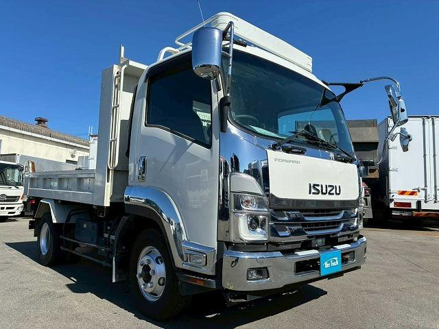 フォワード 　保証対象車　車検整備付　令和７年１２月迄　Ｒ３年式　ダンプ　ワンオーナー　極東開発工業　１９０馬力　６速　ＭＴ　マニュアル　４ｔ　８ｔ　中型　土砂ダンプ（12枚目）