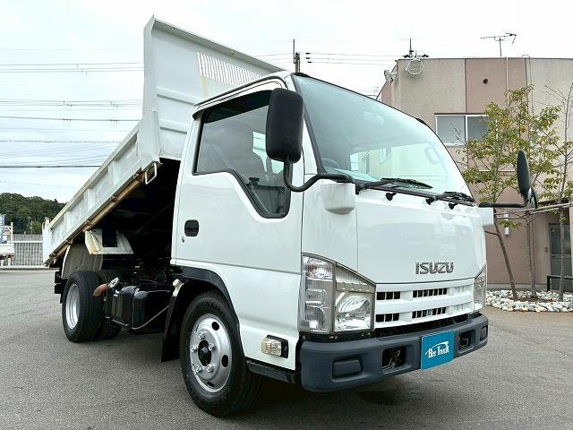 エルフトラック 　Ｈ２２年式　いすゞ　ダンプ　４ナンバー　新明和工業　フルフラットロー　全低床　１５０馬力　６速　ＭＴ　マニュアル　３トン積載　３ｔ　６ｔ　小型　土砂ダンプ　強化ダンプ（4枚目）