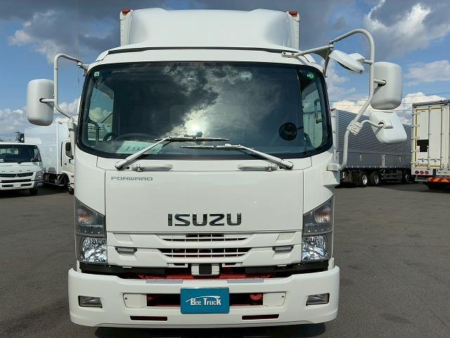 フォワード 　保証対象車　Ｈ３０年式　いすゞ　アルミウイング　フルキャブ　ベッド付き　後輪エアサス　６２００　標準幅　日本フルハーフ　ラッシング　２１０馬力　６速　ＭＴ　マニュアル　４ｔ　８ｔ　中型　バン　箱車（14枚目）