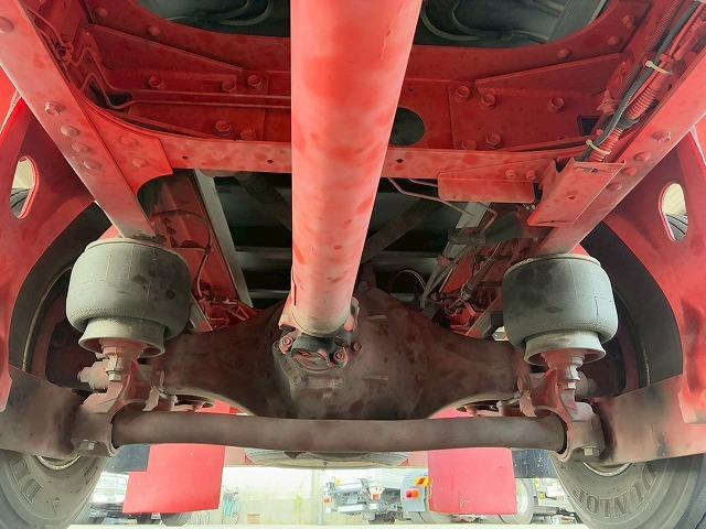 フォワード 　保証対象車　Ｈ３０年式　いすゞ　アルミウイング　フルキャブ　ベッド付き　後輪エアサス　６２００　標準幅　日本フルハーフ　ラッシング　２１０馬力　６速　ＭＴ　マニュアル　４ｔ　８ｔ　中型　バン　箱車（72枚目）