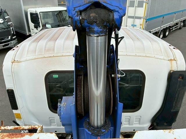 フォワード 　車検整備付　令和８年１０月迄　Ｈ２０年式　４段クレーン　ＴＡＤＡＮＯ　タダノ　ＺＥ３０４ＨＲＵ　ラジコン　フックイン　２．９３ｔ　６速　ＭＴ　マニュアル　４ｔ　８ｔ　中型　カーゴクレーン　ユニック車（29枚目）