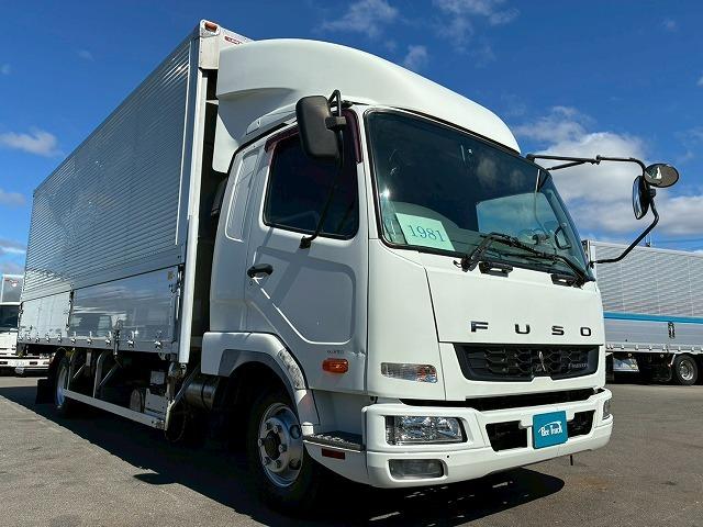 ファイター 　Ｈ２８年式　三菱ふそう　アルミウイング　格納式パワーゲート　ＰＧ　フルキャブ　ベッド付き　６２００　フルワイド　後輪エアサス　パブコ　６速　ＭＴ　マニュアル　４ｔ　８ｔ　中型　バン　箱車（10枚目）