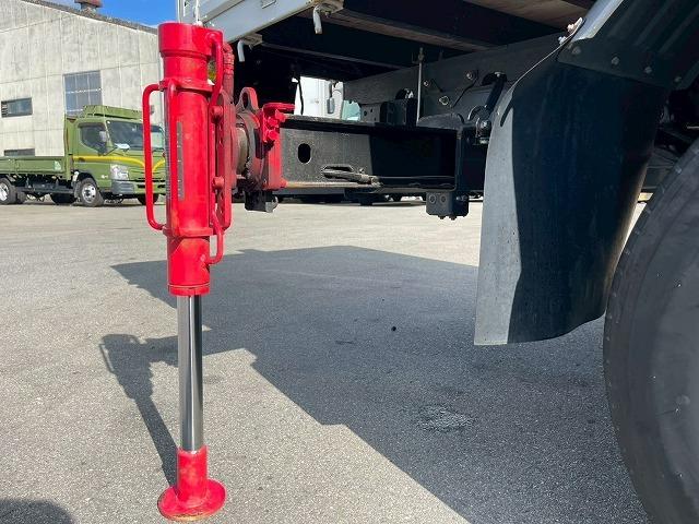 ファイター  保証対象車両 車検整備付 令和8年9月迄 H30年式 三菱ふそう 4段クレーン 古河ユニック UNIC ラジコン フックイン 2.93t 角足アウトリガー リアアウトリガー ジャッキ 6速 MT(38枚目)