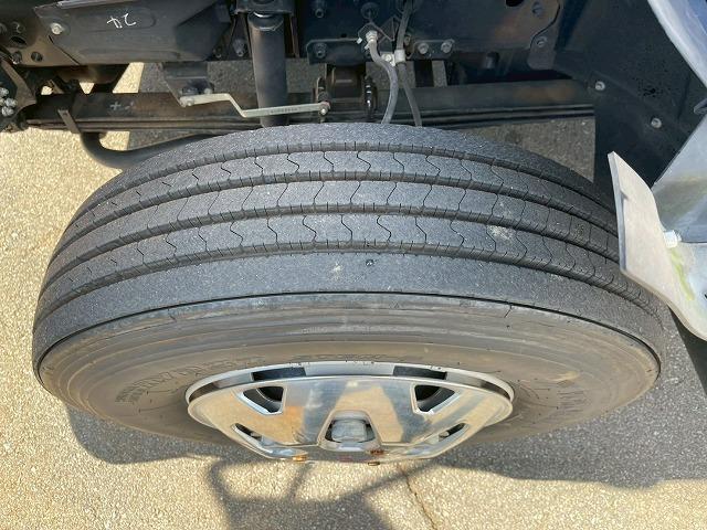 ファイター  保証対象車両 車検整備付 令和8年9月迄 H30年式 三菱ふそう 4段クレーン 古河ユニック UNIC ラジコン フックイン 2.93t 角足アウトリガー リアアウトリガー ジャッキ 6速 MT(59枚目)