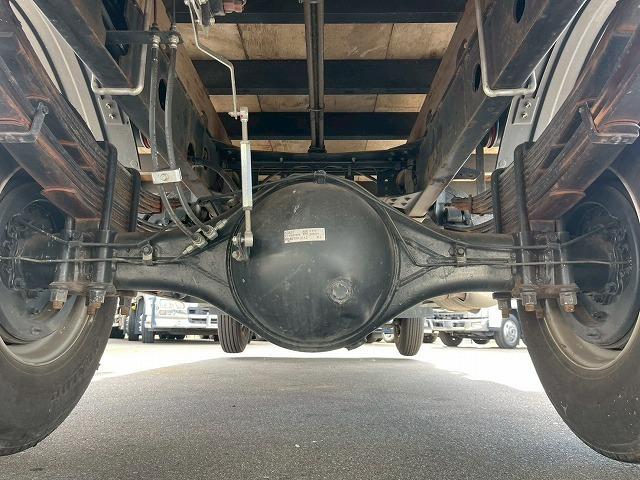 ファイター  保証対象車両 車検整備付 令和8年9月迄 H30年式 三菱ふそう 4段クレーン 古河ユニック UNIC ラジコン フックイン 2.93t 角足アウトリガー リアアウトリガー ジャッキ 6速 MT(68枚目)