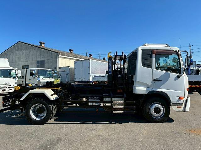 コンドル 車検整備付 令和8年7月 H24年式 UDトラックス 増トン脱着装置付コンテナ専用車 アームロール 新明和工業 ツインホイスト リアジャッキ付き フルキャブ ベッド付き 6速 MT マニュアル 7t(13枚目)