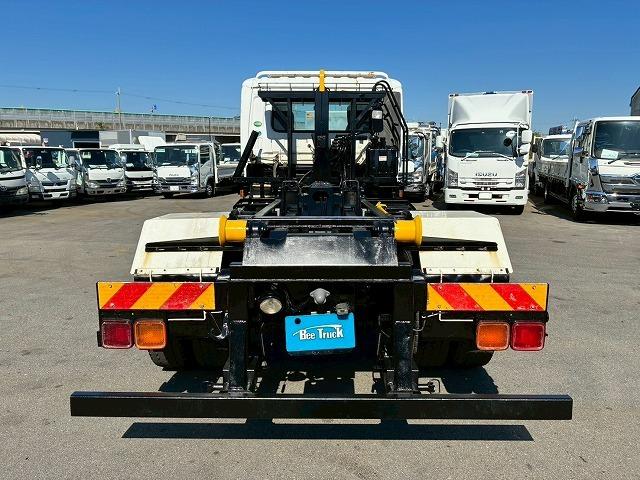 コンドル 車検整備付 令和8年7月 H24年式 UDトラックス 増トン脱着装置付コンテナ専用車 アームロール 新明和工業 ツインホイスト リアジャッキ付き フルキャブ ベッド付き 6速 MT マニュアル 7t(22枚目)