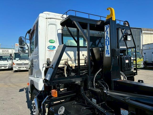 コンドル 車検整備付 令和8年7月 H24年式 UDトラックス 増トン脱着装置付コンテナ専用車 アームロール 新明和工業 ツインホイスト リアジャッキ付き フルキャブ ベッド付き 6速 MT マニュアル 7t(27枚目)