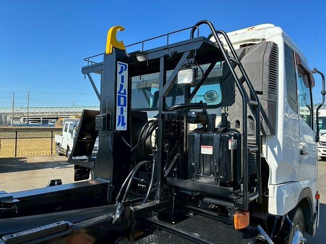 コンドル 車検整備付 令和8年7月 H24年式 UDトラックス 増トン脱着装置付コンテナ専用車 アームロール 新明和工業 ツインホイスト リアジャッキ付き フルキャブ ベッド付き 6速 MT マニュアル 7t(28枚目)