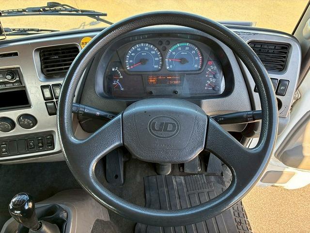 コンドル 車検整備付 令和8年7月 H24年式 UDトラックス 増トン脱着装置付コンテナ専用車 アームロール 新明和工業 ツインホイスト リアジャッキ付き フルキャブ ベッド付き 6速 MT マニュアル 7t(40枚目)