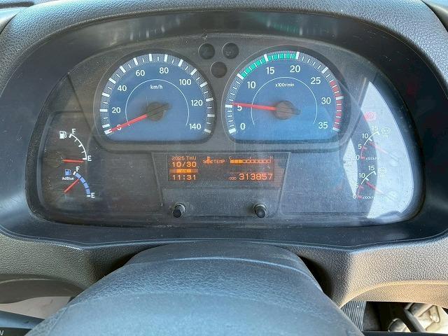 コンドル 車検整備付 令和8年7月 H24年式 UDトラックス 増トン脱着装置付コンテナ専用車 アームロール 新明和工業 ツインホイスト リアジャッキ付き フルキャブ ベッド付き 6速 MT マニュアル 7t(41枚目)