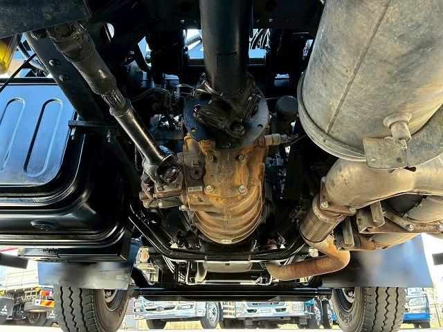 コンドル 車検整備付 令和8年7月 H24年式 UDトラックス 増トン脱着装置付コンテナ専用車 アームロール 新明和工業 ツインホイスト リアジャッキ付き フルキャブ ベッド付き 6速 MT マニュアル 7t(76枚目)