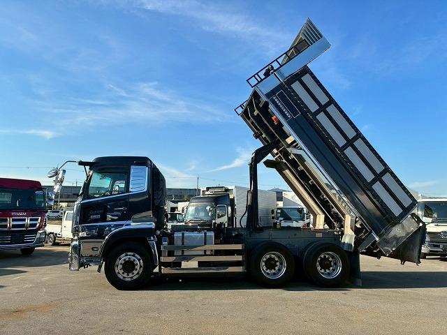 クオン ナンバー付き H25年式 UDトラックス ダンプ 6×4 3軸2デフ リーフサスペンション 新明和工業 510 220 額縁アオリ 410馬力 Hi/Lo MT マニュアル 鳥居 ハチマキ スリット(20枚目)