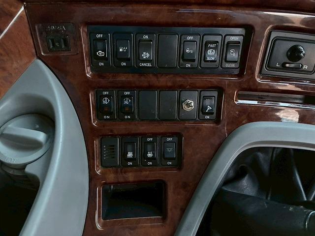 クオン ナンバー付き H25年式 UDトラックス ダンプ 6×4 3軸2デフ リーフサスペンション 新明和工業 510 220 額縁アオリ 410馬力 Hi/Lo MT マニュアル 鳥居 ハチマキ スリット(40枚目)