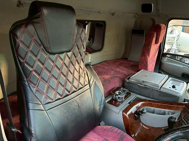 クオン ナンバー付き H25年式 UDトラックス ダンプ 6×4 3軸2デフ リーフサスペンション 新明和工業 510 220 額縁アオリ 410馬力 Hi/Lo MT マニュアル 鳥居 ハチマキ スリット(48枚目)