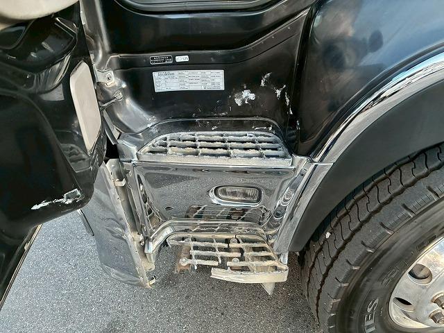 クオン ナンバー付き H25年式 UDトラックス ダンプ 6×4 3軸2デフ リーフサスペンション 新明和工業 510 220 額縁アオリ 410馬力 Hi/Lo MT マニュアル 鳥居 ハチマキ スリット(52枚目)